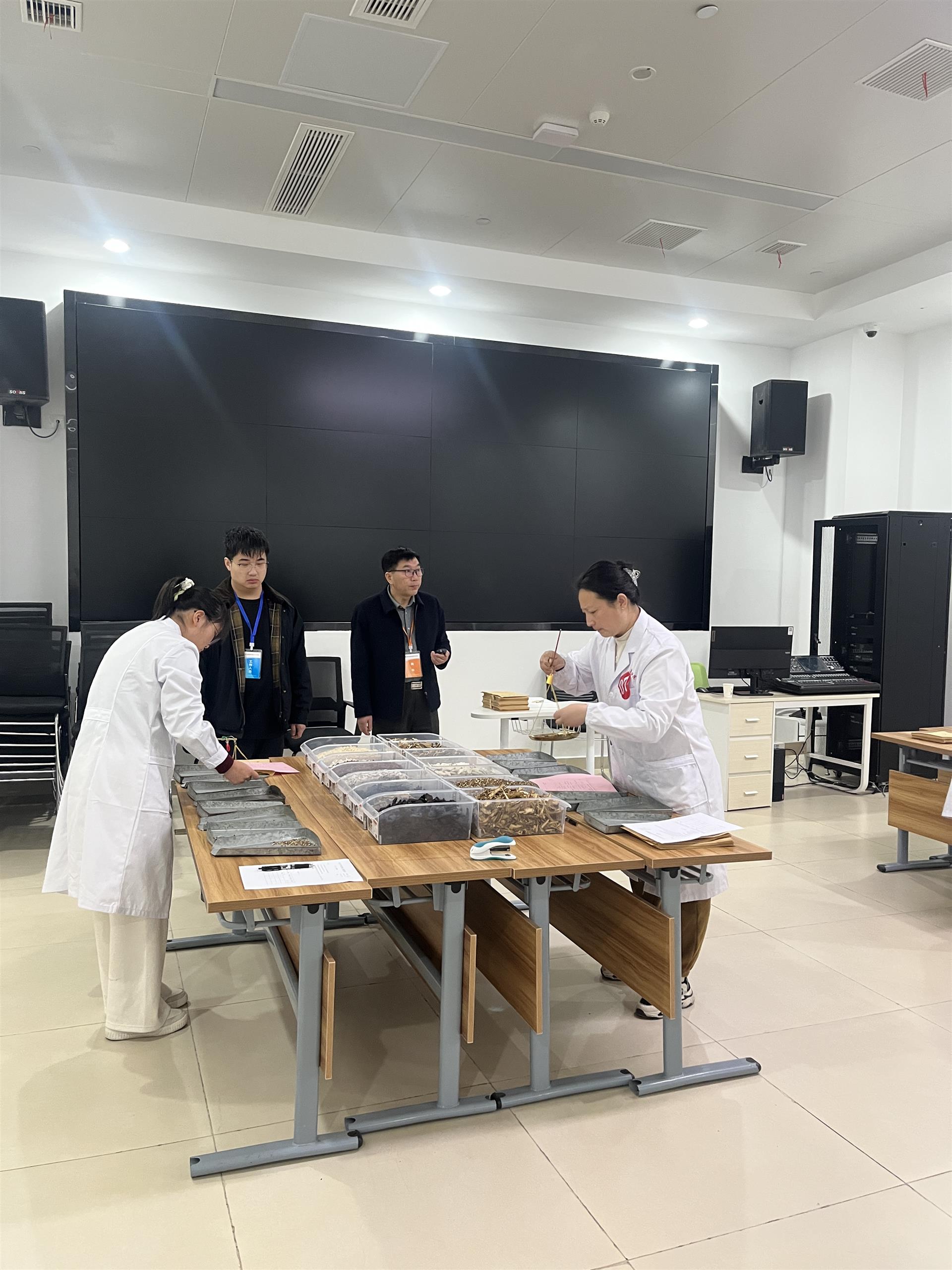 00538f6fd68ee227e2e49ec46f6480ff 00538f6fd68ee227e2e49ec46f6480ff.jpg